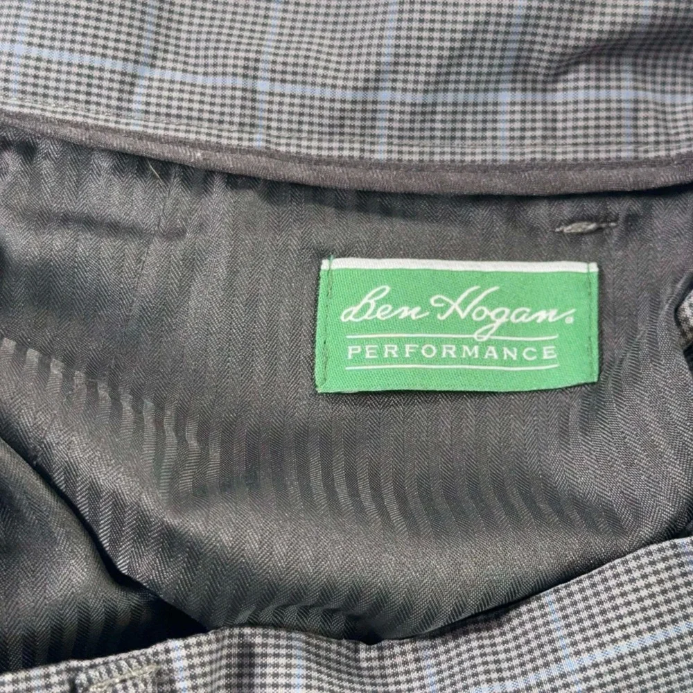 Ben Hogan Performance Golf Shorts Mens 36x9.5 Gray Plaid Flat Front Stretch